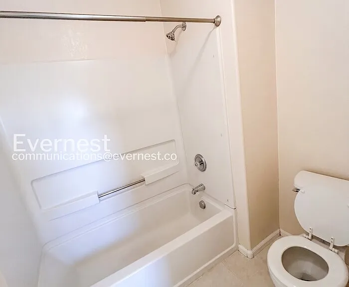 5949 Chorus Hts — Photo 11