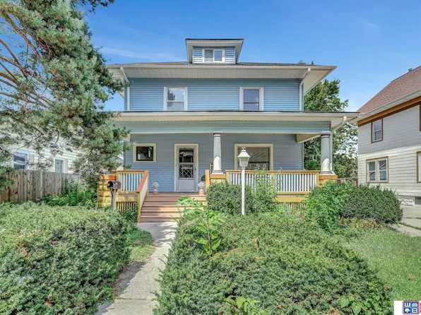 2712 Sumner St, Lincoln, NE 68502
