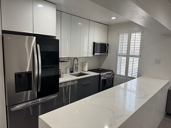 4th image of 64-35 Yellowstone Blvd #1P