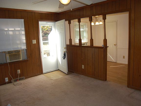 3rd image of 3307 Shallowford Dr