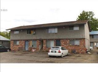 577 W Berdine St, Roseburg, OR