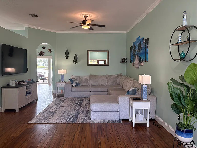 10210 Buncombe Way — Photo 5