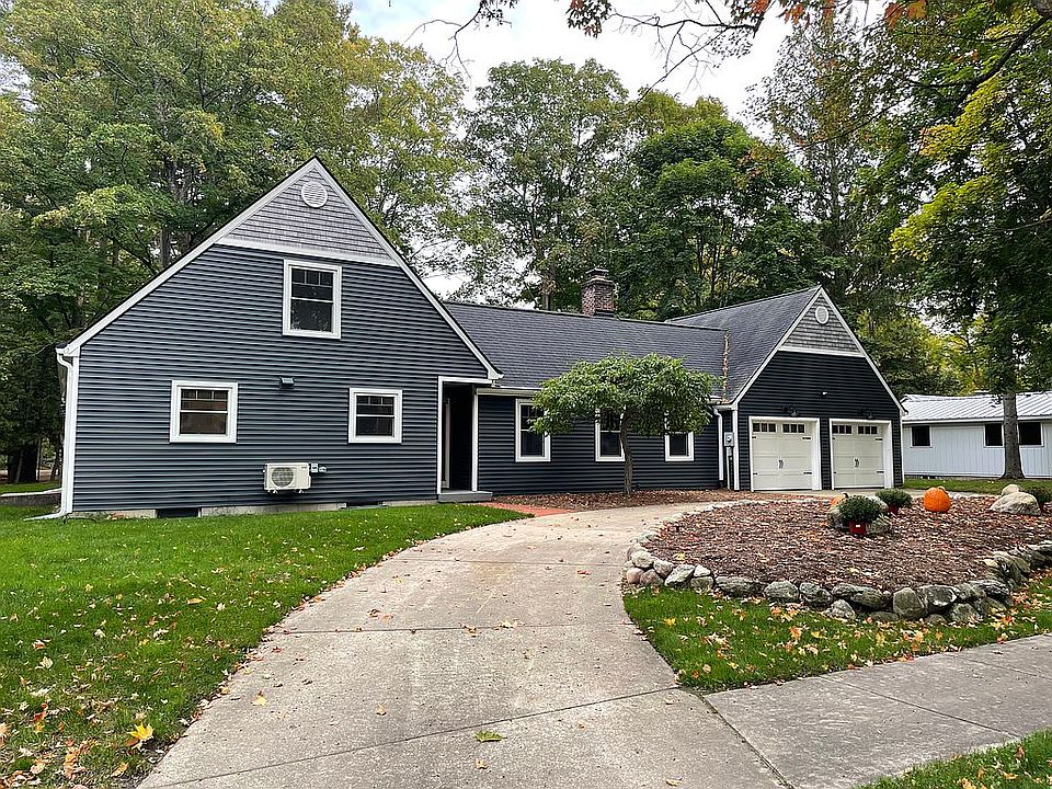 1st image of 800 E Dixon Ave
