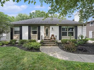 1434 Walwood Ter NE, Grand Rapids, MI 49505