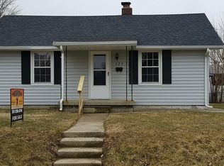 327 E 37th St, Anderson, IN 46013