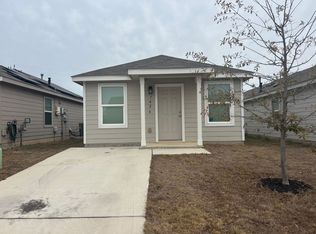 7426 Silos Rdg, San Antonio, TX 78252