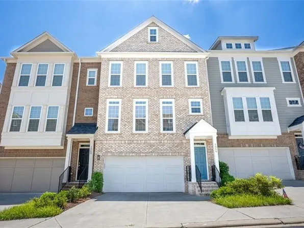 1059 Caruso Dr, Buford, GA 30518