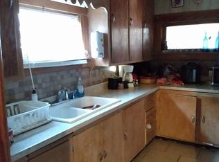 215 E Jay St, Lyons, KS 67554