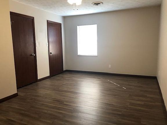 5th image of 2414 Buena Vista Dr APT 1