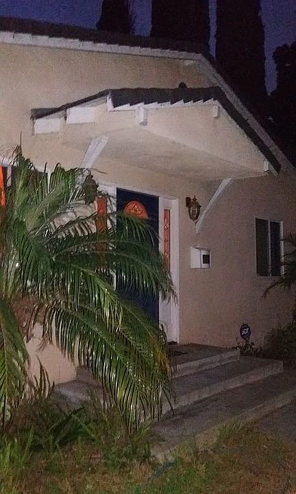 1st image of 903 Acacia Ave