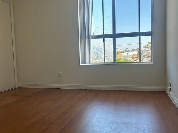 5th image of 178 S Oxford Ave #1B-1Ba-714Sqft