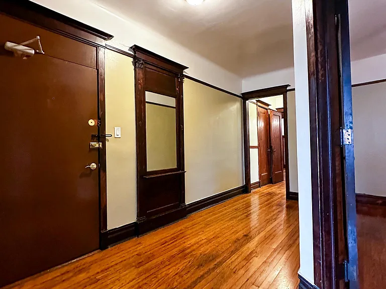 5410 S Indiana Ave #2N — Photo 8