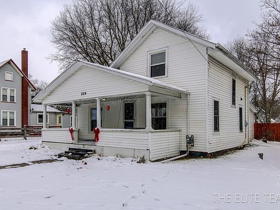 3rd image of 224 N Church St SE
