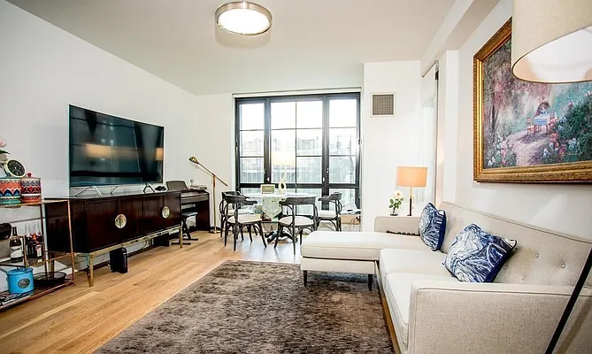 Rented by Lin Pan Realty Group LLC | media 39