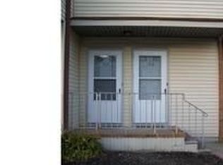 105 Sandstone Ct, Lumberton, NJ 08048