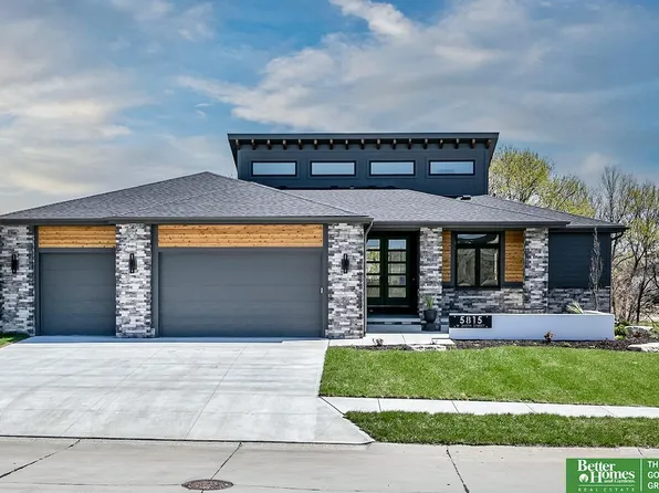 5815 N 208th St, Elkhorn, NE 68022