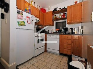 822 Beacon St APT 3, Boston, MA 02215