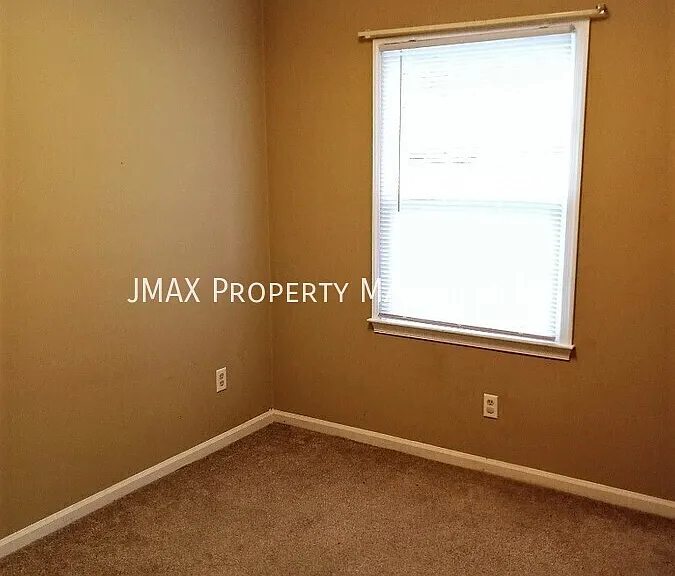 2679 Beverly Blvd SW — Photo 16