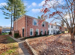 1105 Dickinson St, Springfield, MA 01108