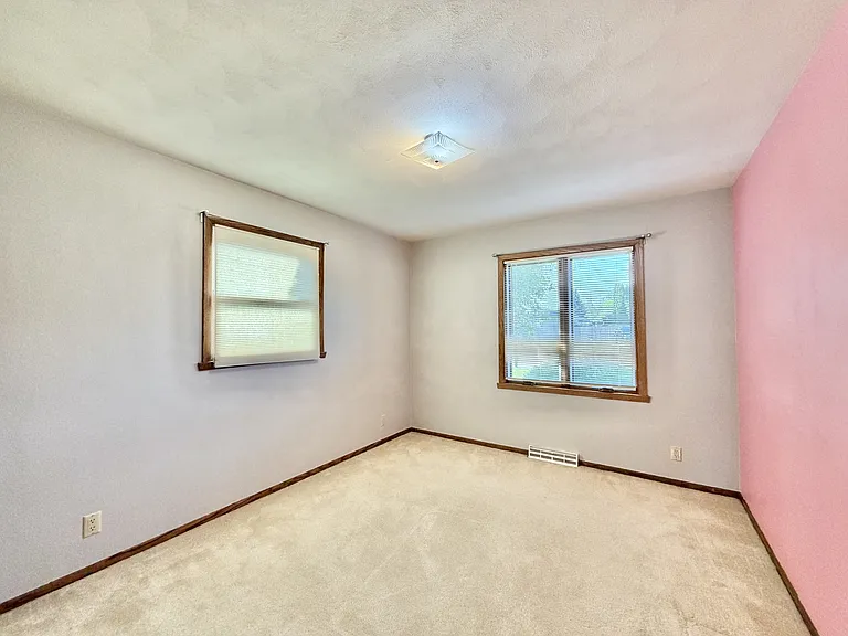 4012 Oldwyck Dr — Photo 9