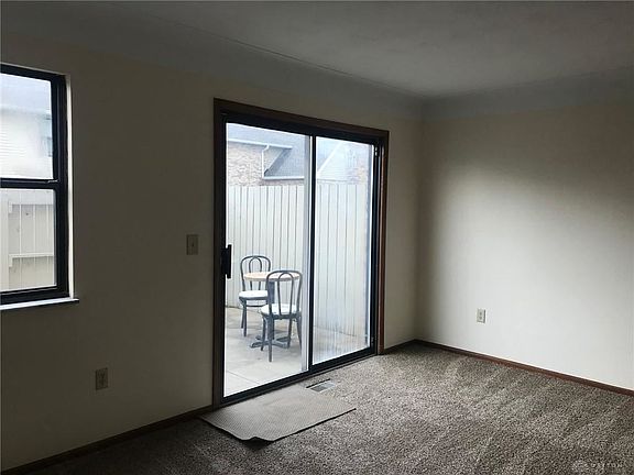 3rd image of 3857 N Chalet Cir