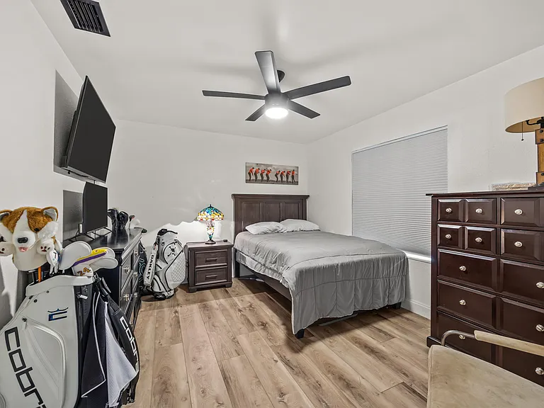 14248 Paddock Dr — Photo 18
