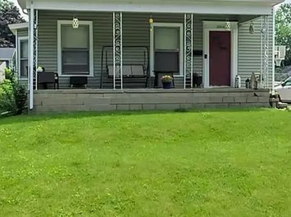 3904 N Atlantic Ave, Peoria Heights, IL 61616