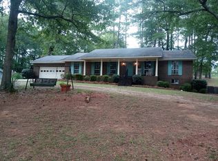2461 Morgan Rd, Bessemer, AL 35022