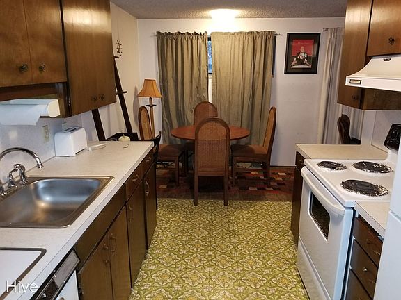 4th image of 430 NE Ravenna Blvd APT 101