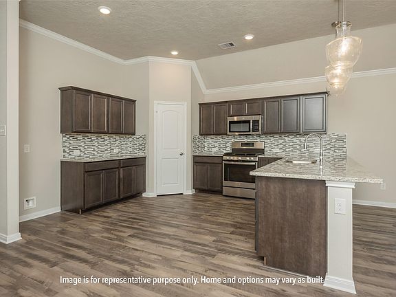 5th image of 602 Rockbridge Dr