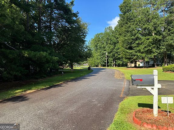 5th image of 89 Trellis Ct
