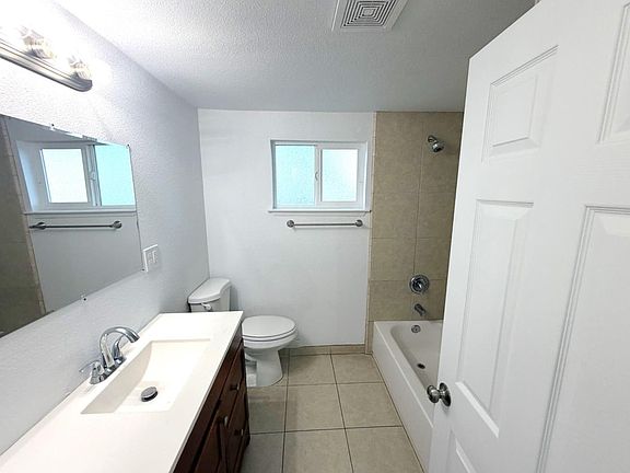 3rd image of 4703 E El Monte Way