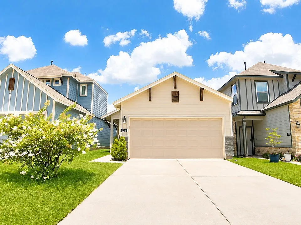 124 Camelot Place Ct