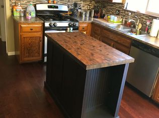 36623 Amanda Ct, Richmond, MI 48062