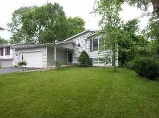 705 W Washington Ave, Lake Bluff, IL 60044