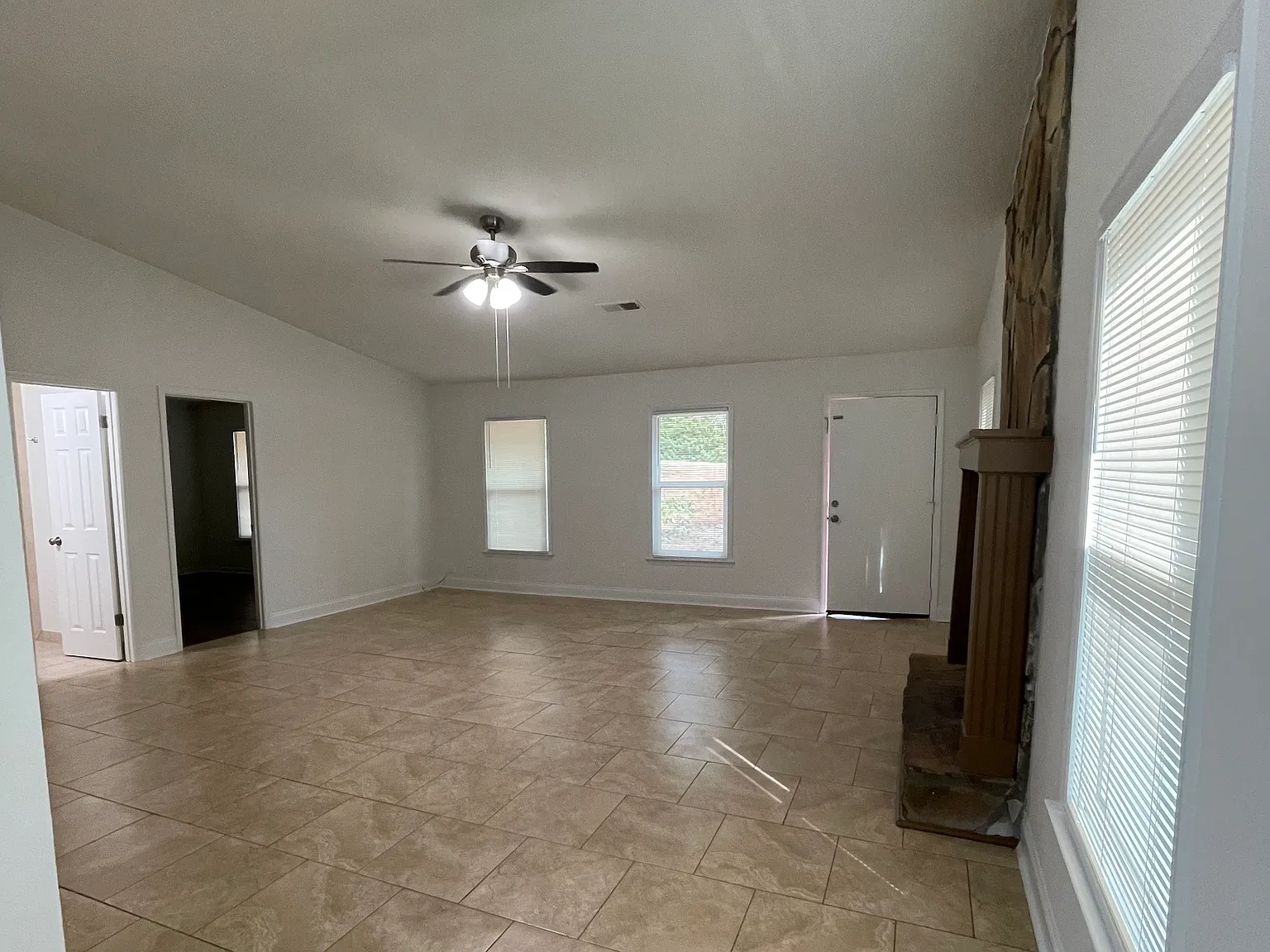 3159 Davenport Rd — Photo 4