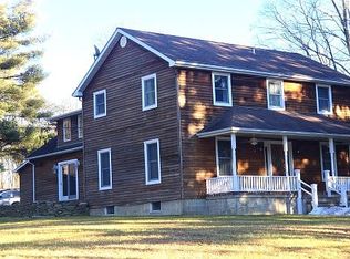 2539 Club House Rd, Henryville, PA 18332