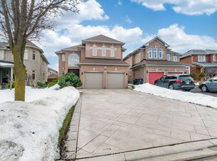 5437 Middleport Cres, Mississauga, ON L4Z 3V2