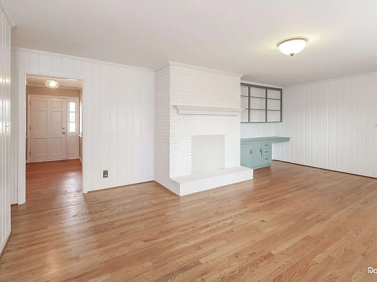 2981 Ormond Dr — Photo 5