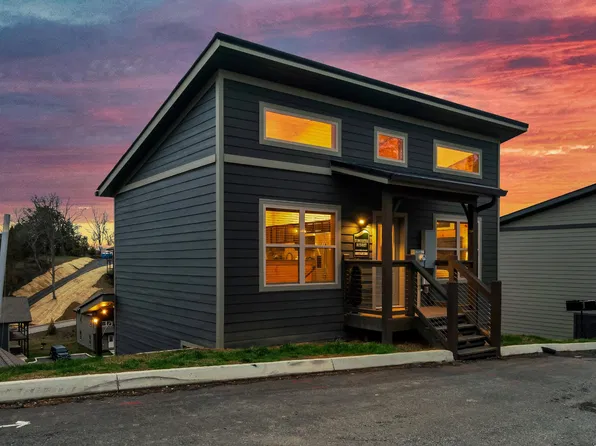 1654 Veterans Blvd #29, Sevierville, TN 37862