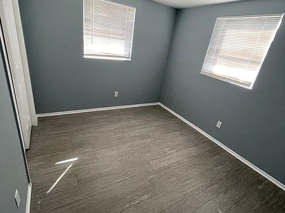 5th image of 3352 Jackson Dr