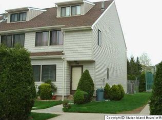 271 Signs Rd #A, Staten Island, NY 10314