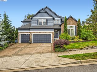 15556 SE Chelsea Morning Dr, Happy Valley, OR 97086