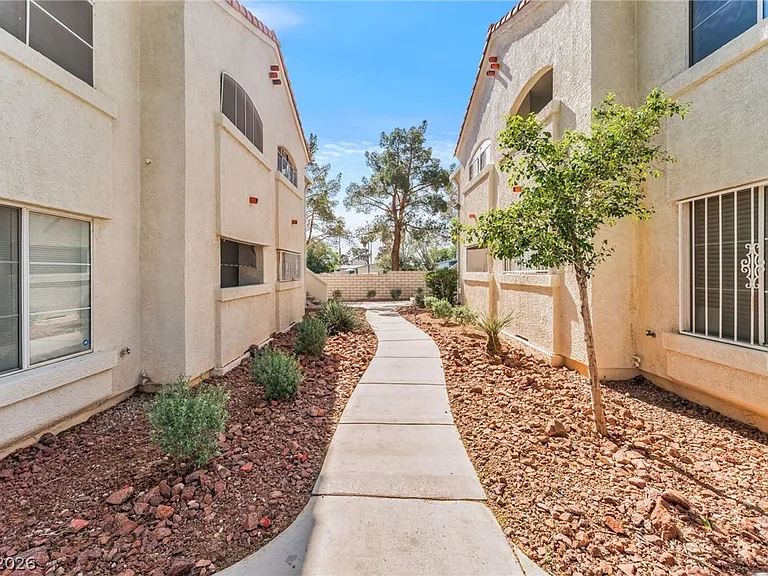 4320 W Lake Mead Blvd #201 — Photo 30