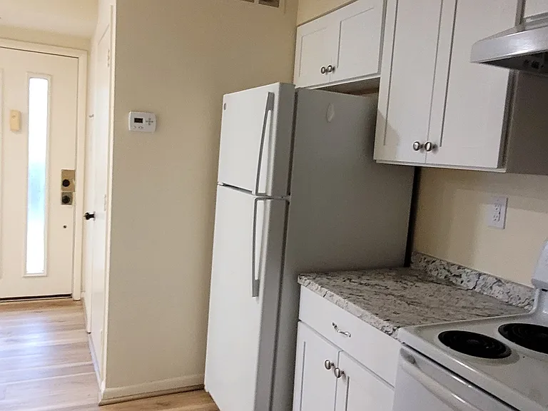 516 Welsh Rd — Photo 7