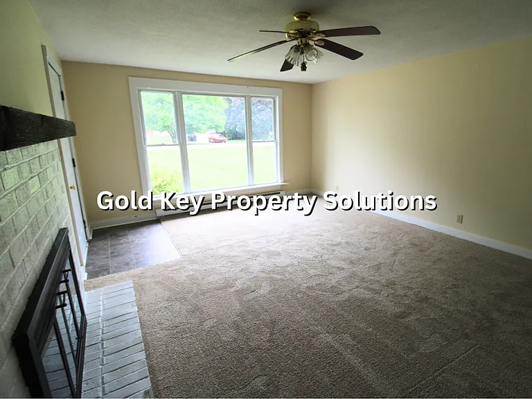 931 Hattie Dr — Photo 10