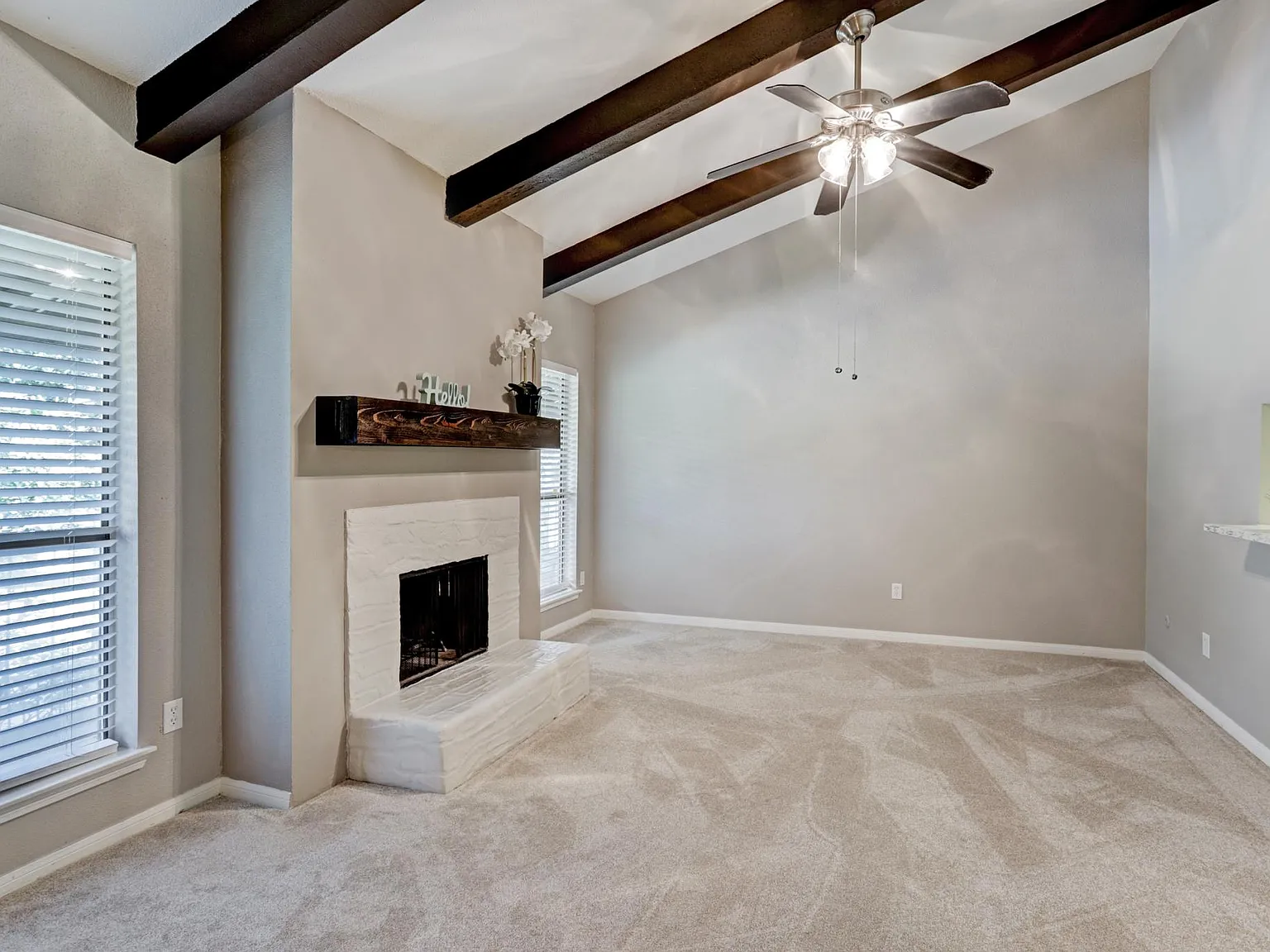 1 bed, 828 sqft, $1,250 — Photo 4