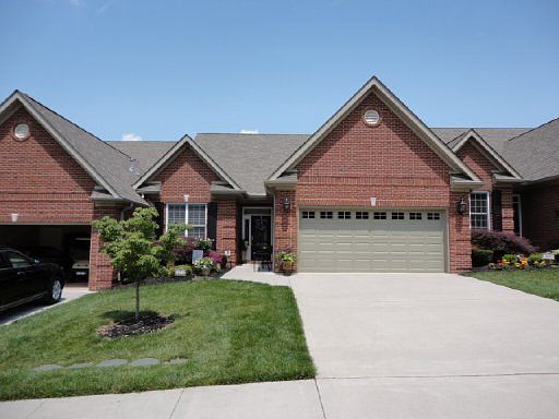 1st image of 151 Waterford Cir