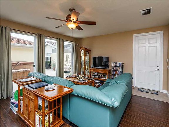 3rd image of 11950 Nautica Dr