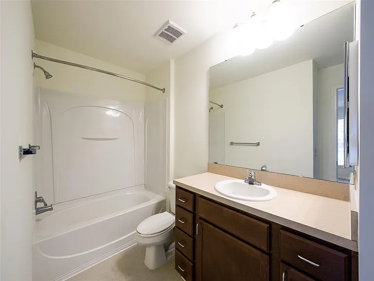 140 Alderbrook Cir — Photo 15